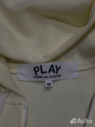 Comme Des Garçons Play