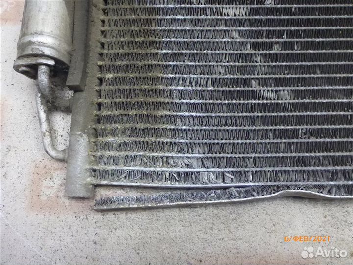 Радиатор кондиционера Land Rover Discovery L319