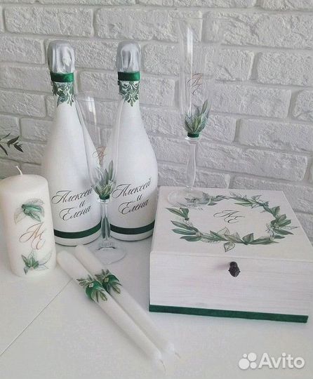 Свадебный декор - шампанское, казна, свечи