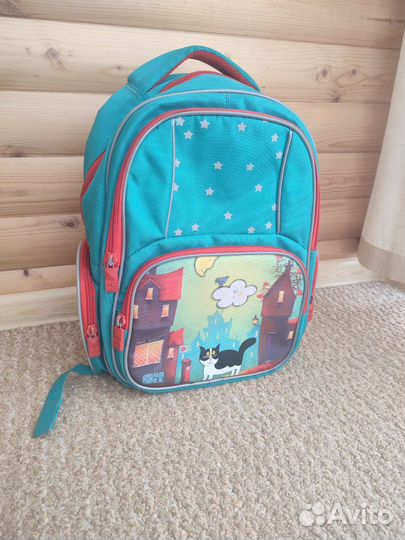 Рюкзак школьный
