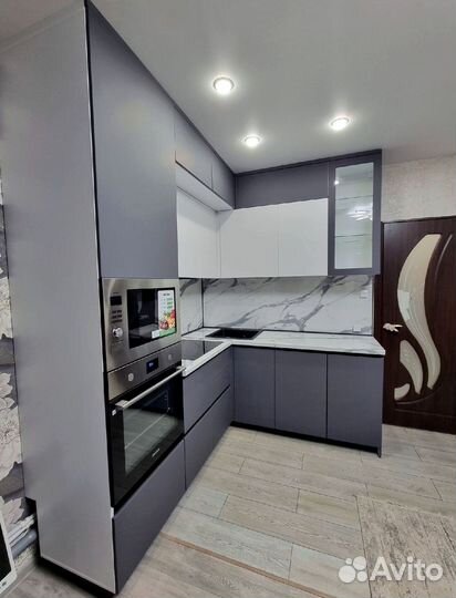 Кухни на заказ с долговечными материалами