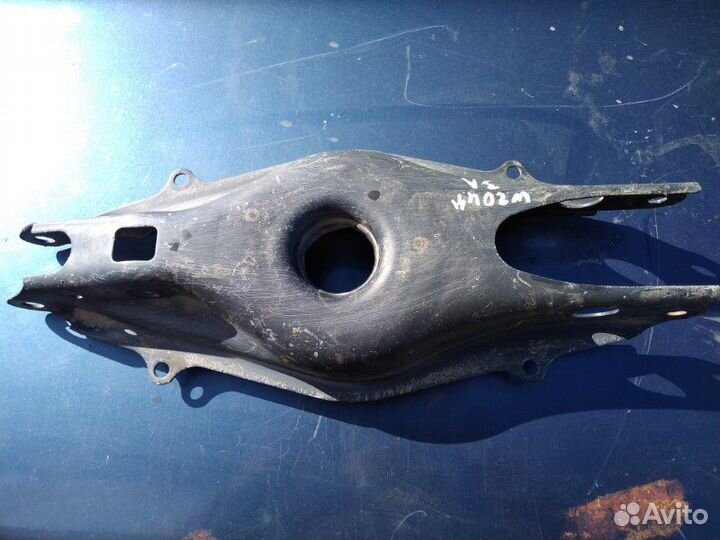 Рычаг подвески Mercedes-Benz C-Class W204 M271.820