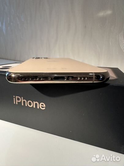 iPhone 11 Pro, 64 ГБ