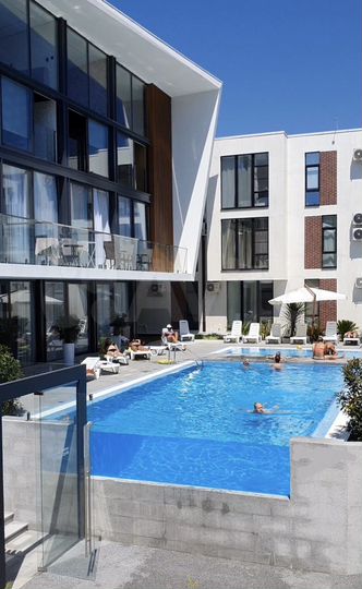 Квартира-студия, 42 м², 2/3 эт.