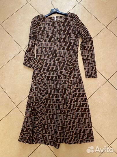 Платье Fendi 42-44 рус