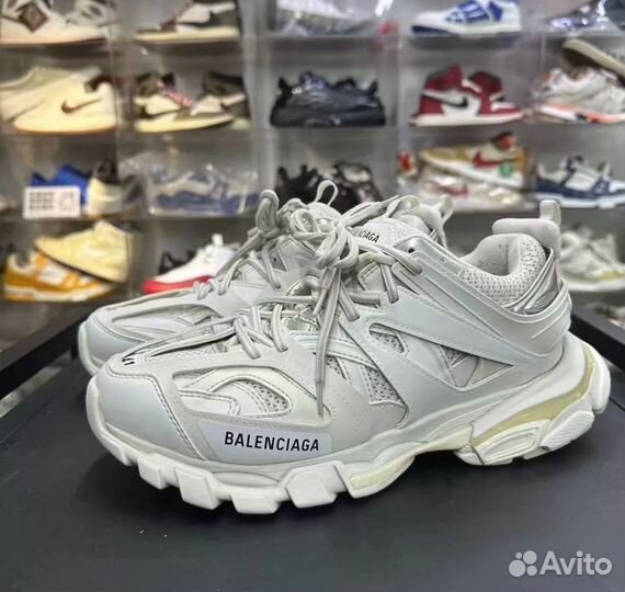 Balenciaga Track