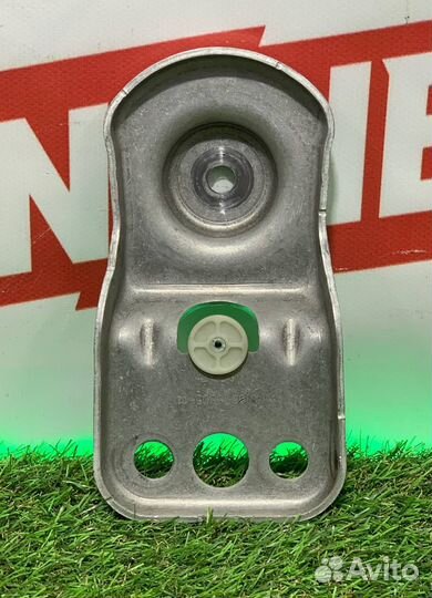 Реактивная тяга Bmw G20