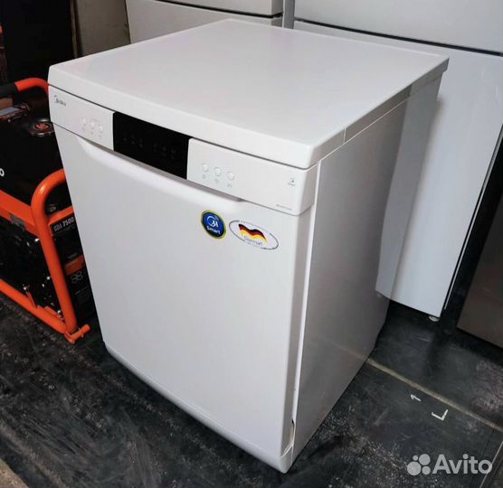 Посудомоечная машина Midea (на 14 комплектов)
