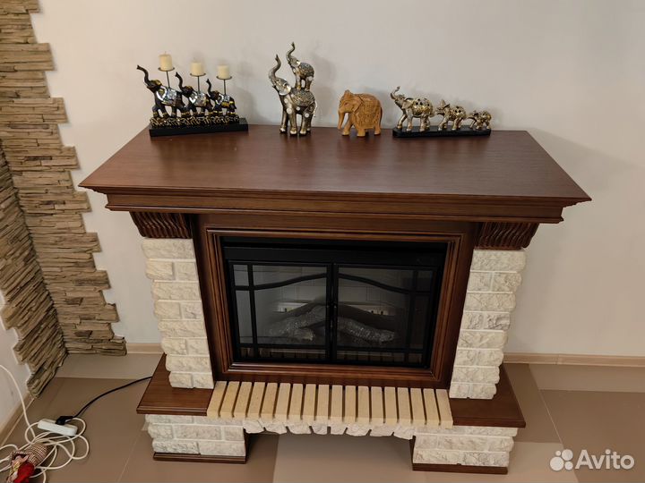 Камин электрический с пультом новый