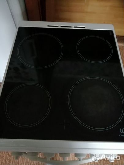 Плита электрическая стеклокерамика