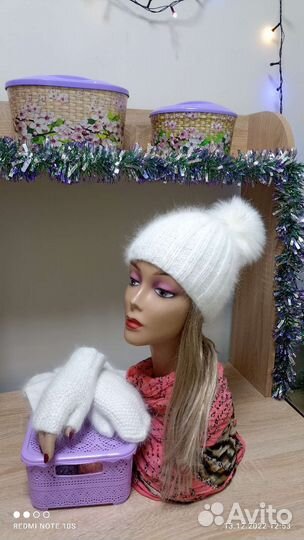 Шапка женская,варежки, митенки