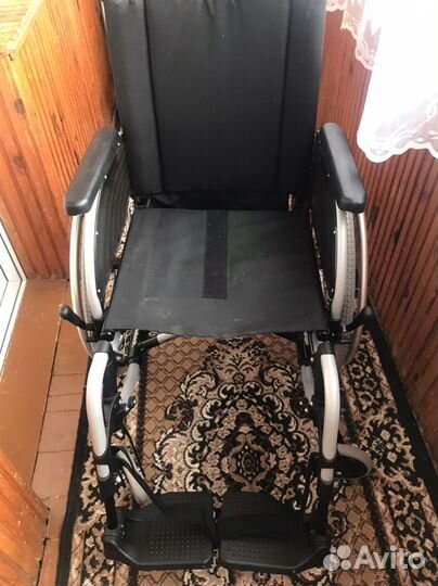 Коляска инвалидная