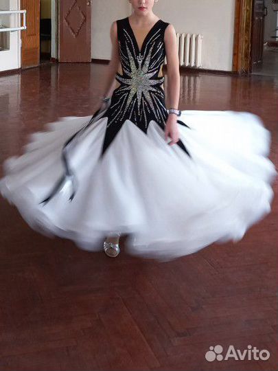 Бальное платье стандарт