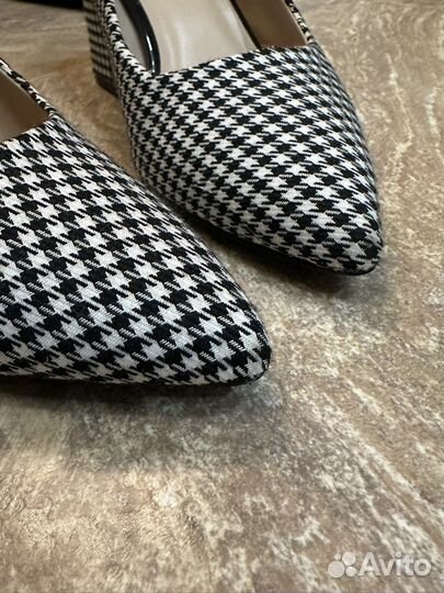 Туфли женские taccardi 38 размер