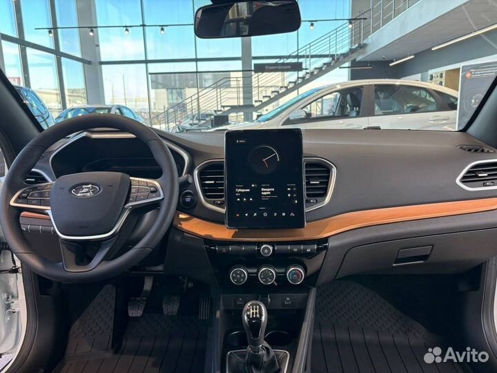 LADA Vesta Cross 1.8 CVT, 2024