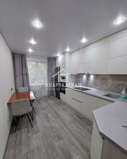 2-к. квартира, 62,8 м², 1/3 эт.