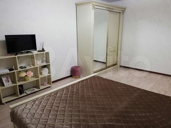 1-к. квартира, 40 м², 1/9 эт.