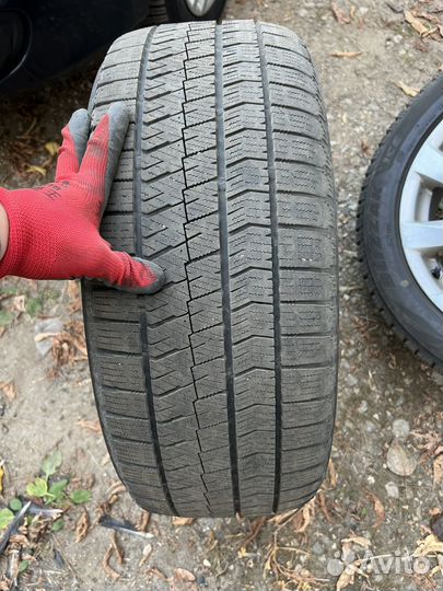 Диски с зимней резиной mazda 215/50 r17