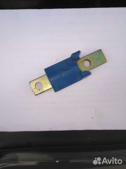 Ограничитель поворота Volvo S60 S80 XC70