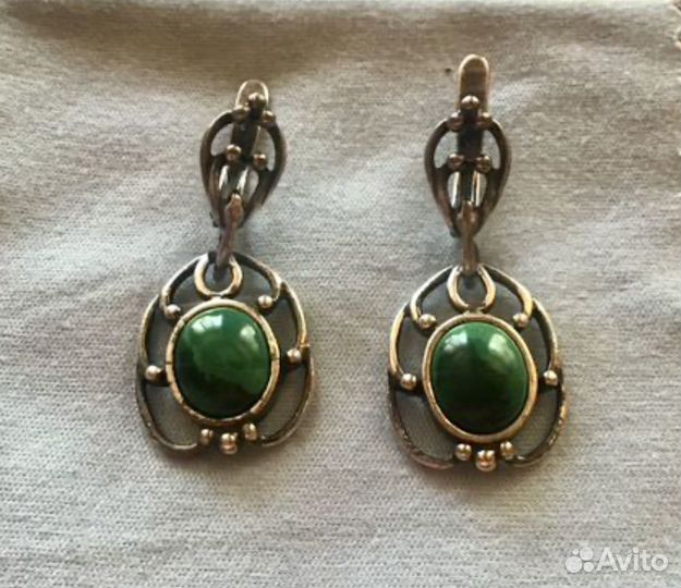 Серьги, ожерелье (натуральные камни) Jenavi, Avon