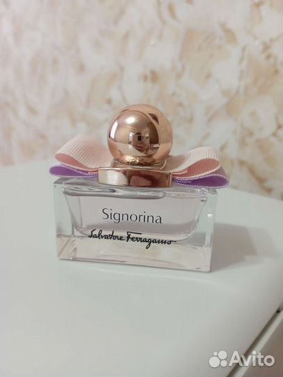 Парфюм женский оригинал Signorina
