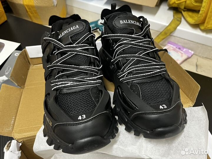 Balenciaga Track Black