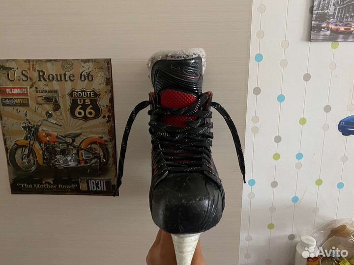 Хоккейные коньки bauer x800 6.5 (EE)