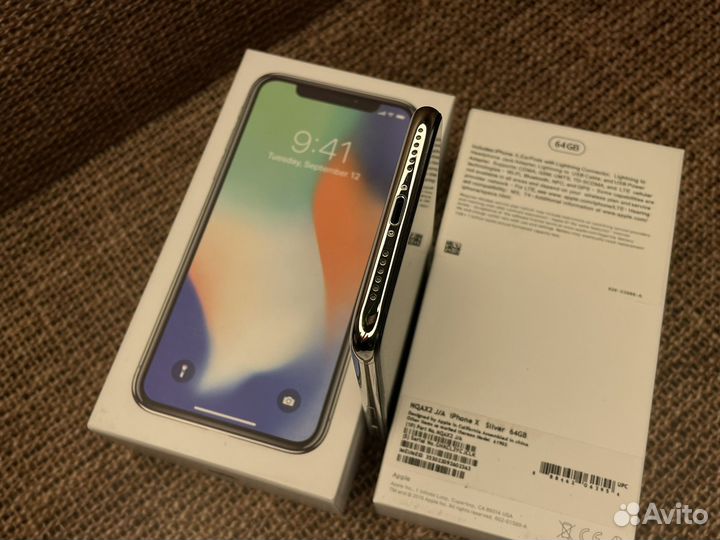 iPhone X, 64 ГБ