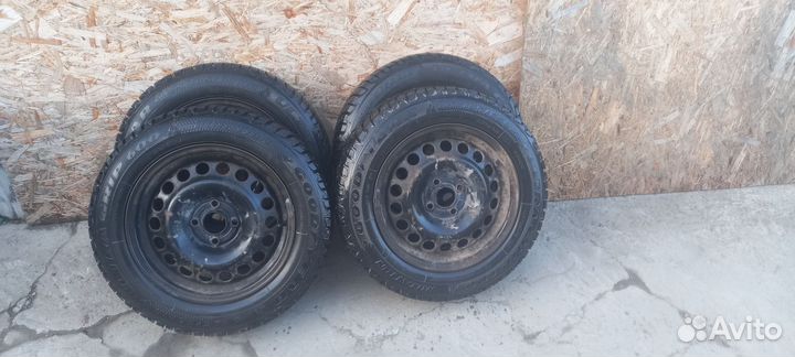 Goodyear Ultragrip 600 185/65 R15 95T