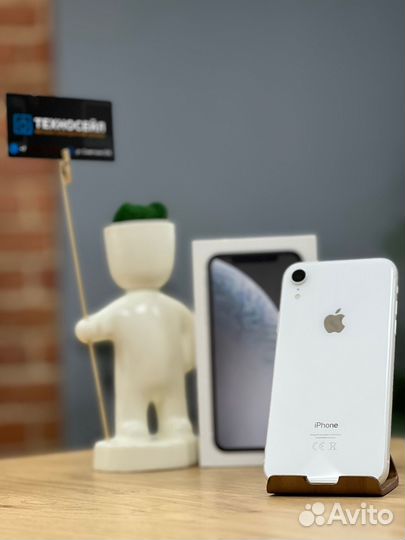 iPhone Xr, 64 ГБ