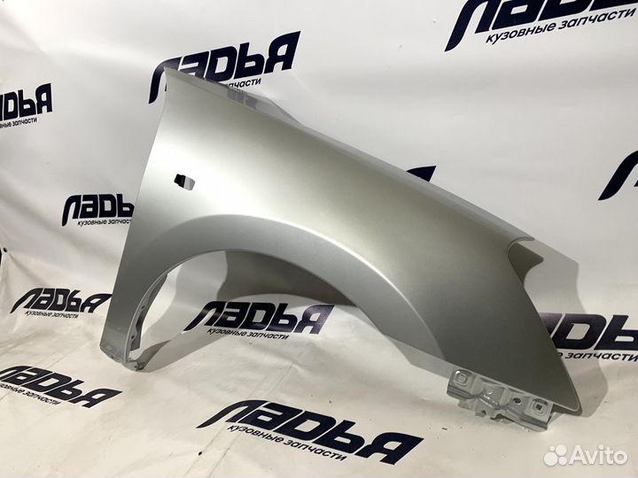 Крыло Nissan Almera (13) G15 правое Platine ZBD