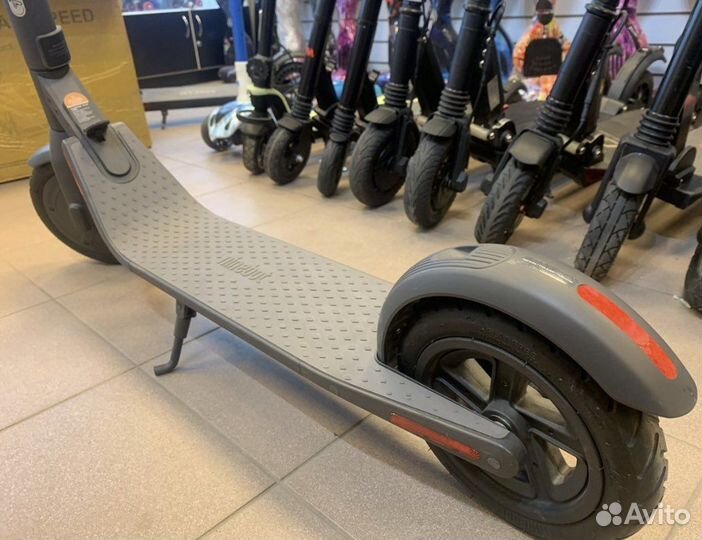 Электросамокат ninebot E22