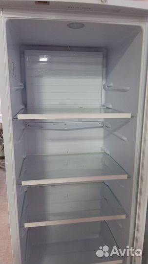 Шкаф холодильный Бирюса 310