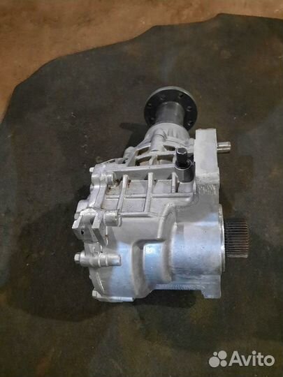 Коробка раздаточная Kia Sorento 2 xm 2.2L D4HB