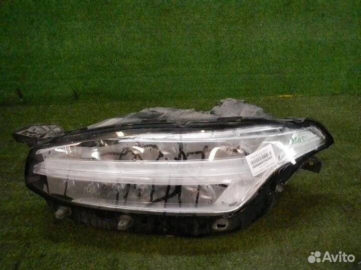 Фара левая Volvo XC90