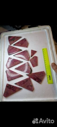 Орлец. Родонит