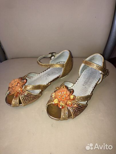 Туфли сандали для девочки