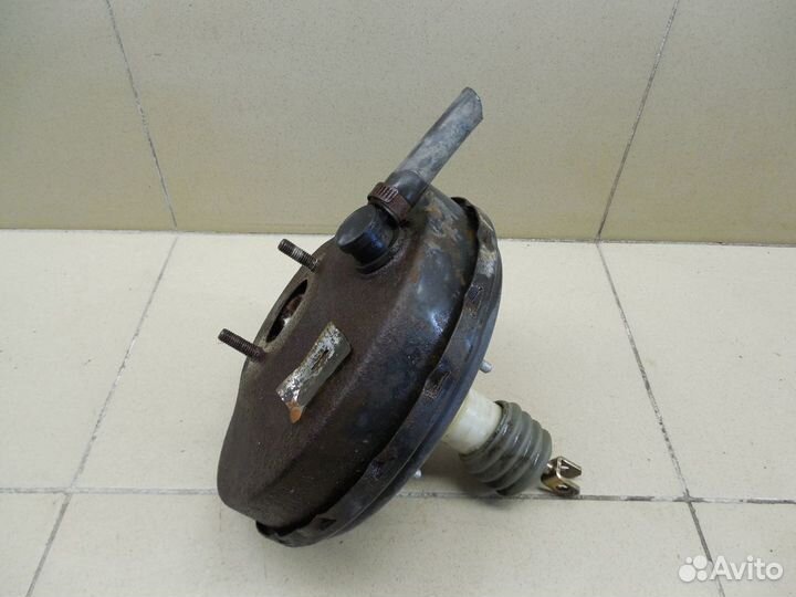 Усилитель тормозов вакуумный R19 1992-1996