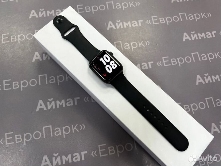 Apple Watch Series 5 44mm Space Gray