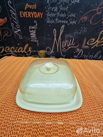 Масленка СССР пластмассовая