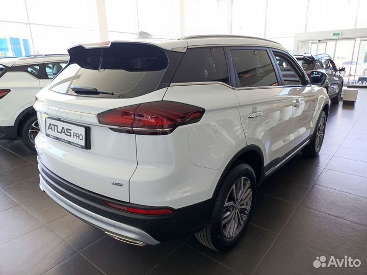 Geely Atlas Pro 1.5 AMT, 2024