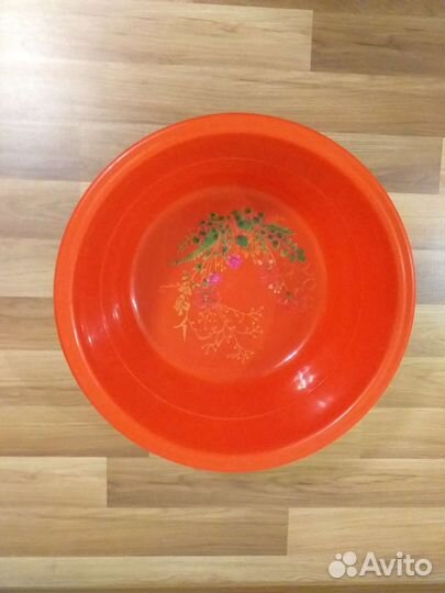 Тазы большие пластиковый