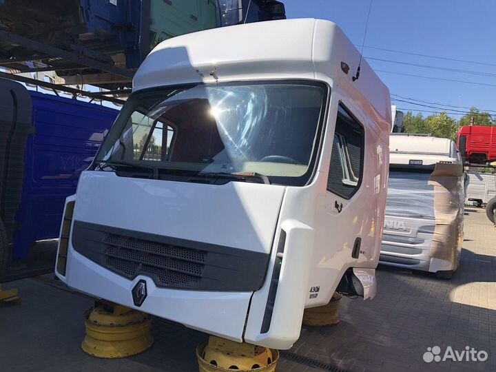 Кабина Renault Premium