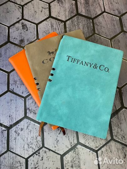 Блокноты ежедневники брендовые