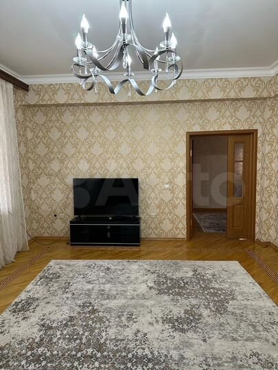 2-к. квартира, 90 м², 2/7 эт.