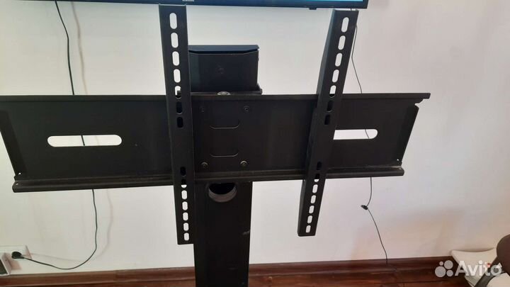 Подставка для телевизора
