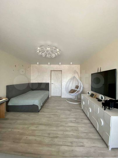 4-к. квартира, 107 м², 3/10 эт.