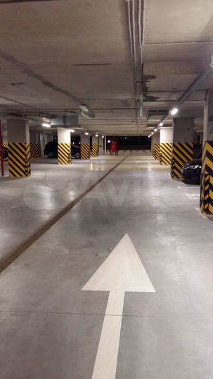 Машиноместо, 13 м²