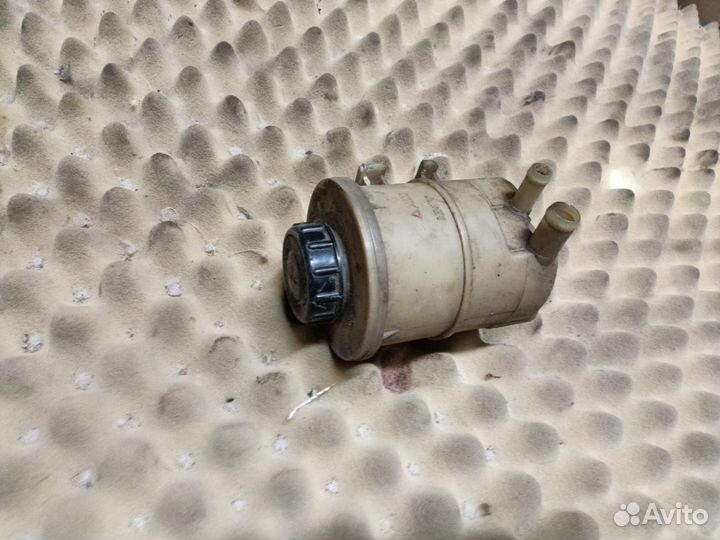 Расширительный бачок renault logan 1