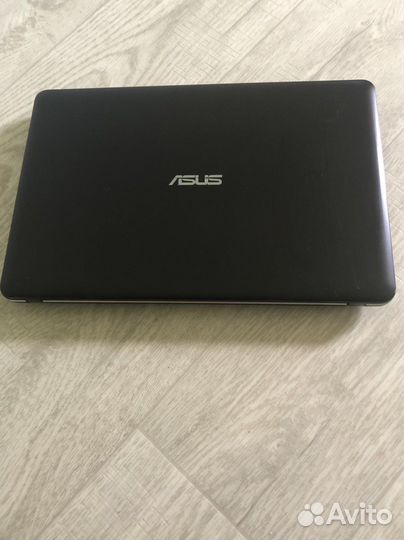 Ноутбук asus